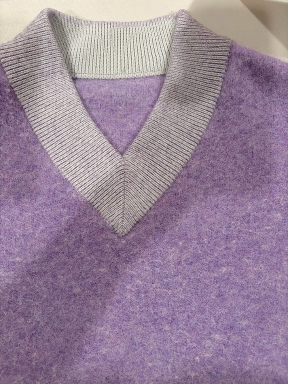 Lululemon Sweater Womens Small Purple Alpaca Merino Wool V Neck Stretch Pullover